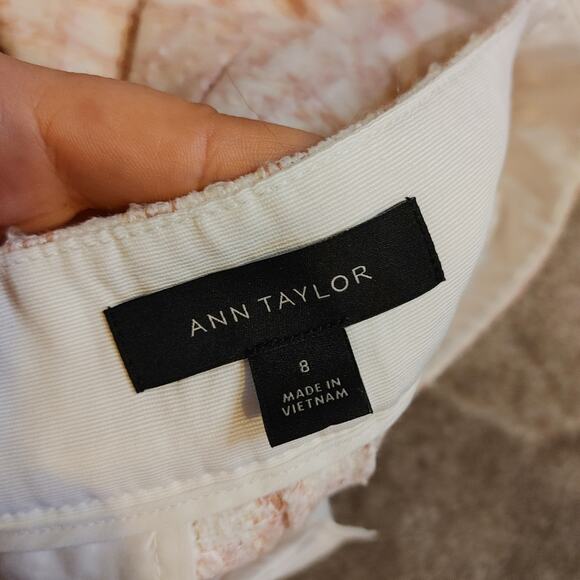 Ann Taylor Size 8 Tweed Shorts Pink White Square Zipper Side Pockets Pastel - Picture 9 of 11